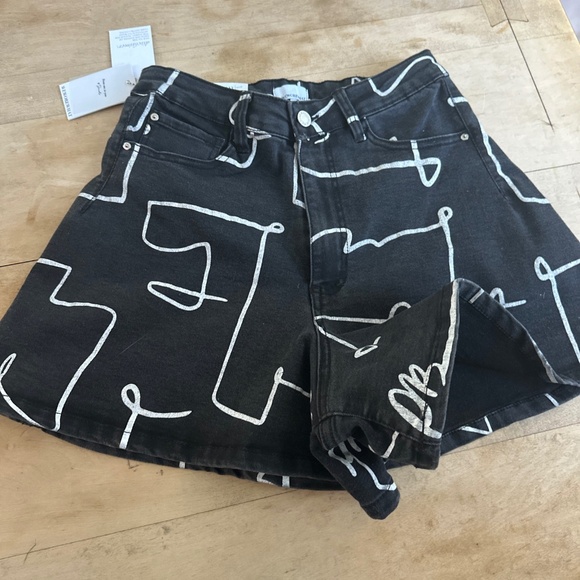 WeWoreWhat Pants - Weworewhat Rinse Black ScriBallon Stretch Denim Shorts